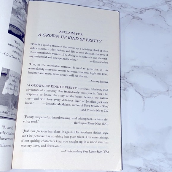 A grown up kind of pretty Joshilyn Jackson paperback book - Picture 3 of 5
